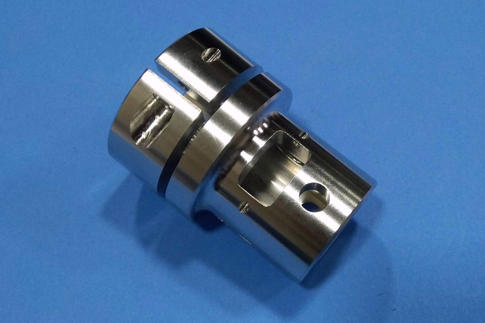 101445_VA20 Holder 10R body with remove activation