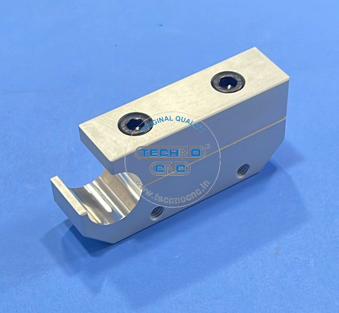 HOLDER FOR TEFLON DAM 20mm