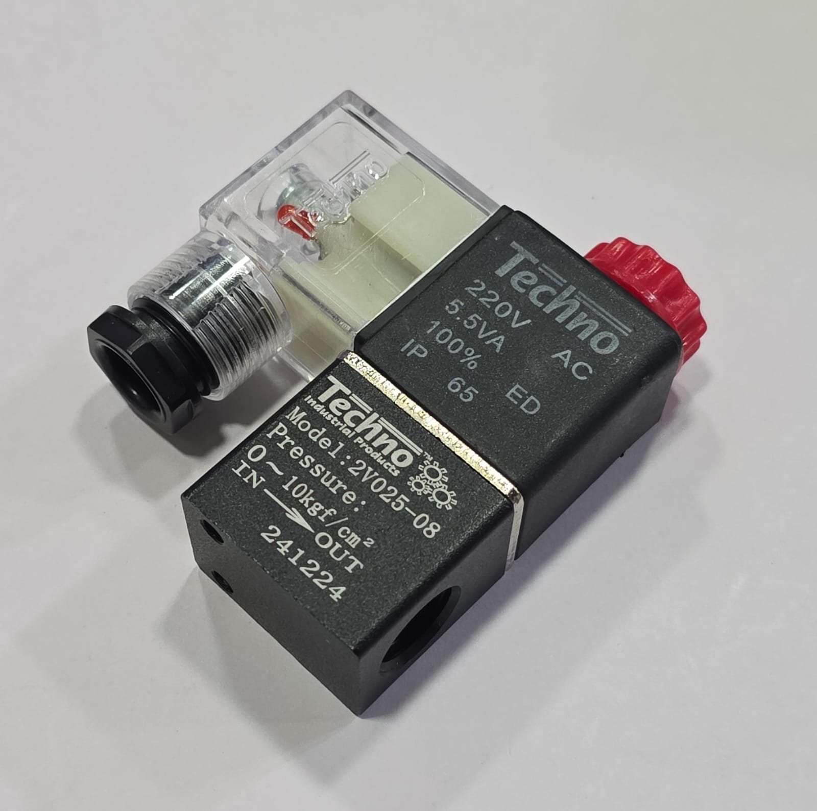 Direct Acting Solenoid Valve 1/4 2/2 Way 220VAC